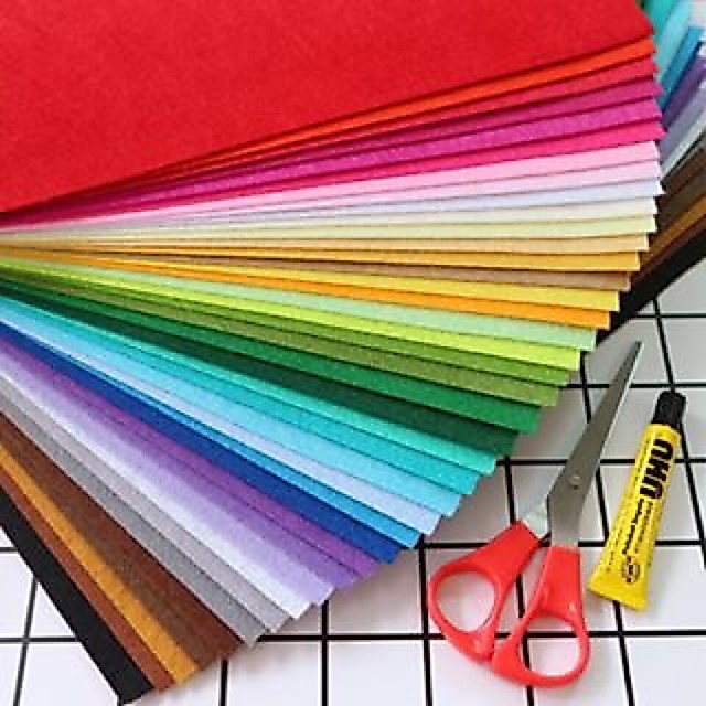 สักหลาดอัดแข็ง 40 สี ขนาด 30x30 cm