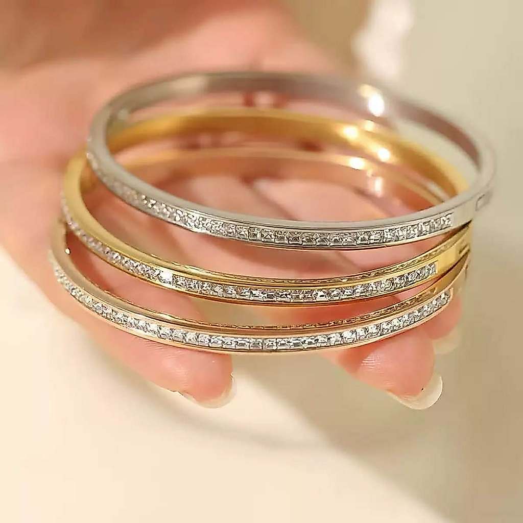 กำไลข้อมือสแตนเลส แบบวงกลม ปรับขนาดได้ ลายเพชร สีพื้น พร้อมส่ง