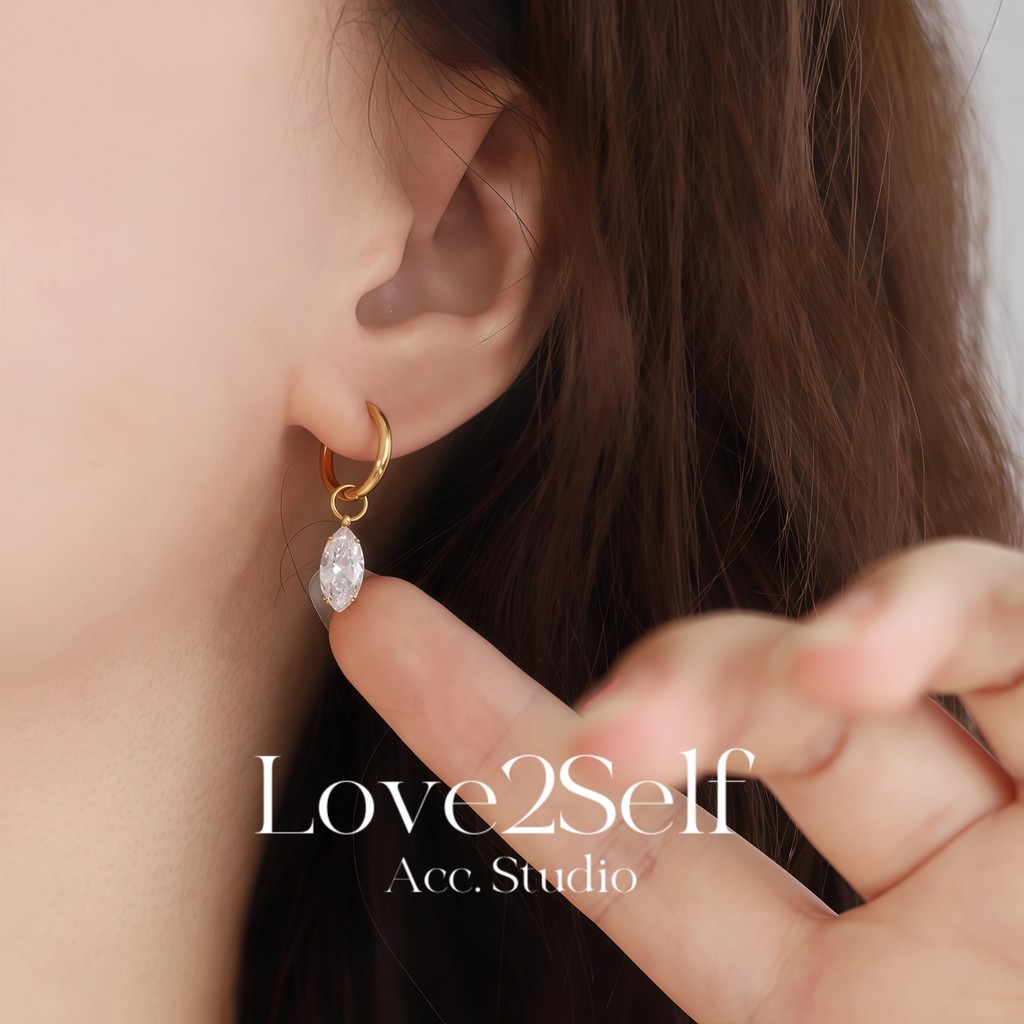 Love2Self E062 Hypoallergenic สแตนเลส Rhombus Zirconia Hoop ต่างหูสําหรับผู้หญิง Non Tarnish