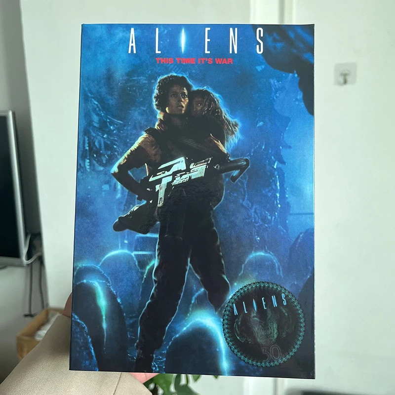 Neca ALIEN 2 Ripley Newt Figure LT Ellen Giger Xenomorph Facehugger Ripley vs Newt Aliens Predator A
