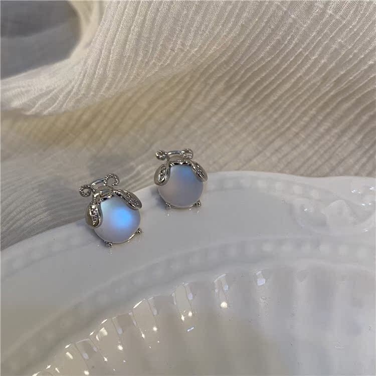 Lingmo Pavilion ต่างหู สร้อยคอมูนสโตน และแหวน retro หรูหรา