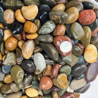 หินกรวดน้ำตก/กรวดลำธาร [Stream & Waterfall Gravel] หลากสี 4 ขนาด สำหรับตู้ปลาและจัดสวน โทนสีอ่อน-เข้ม
