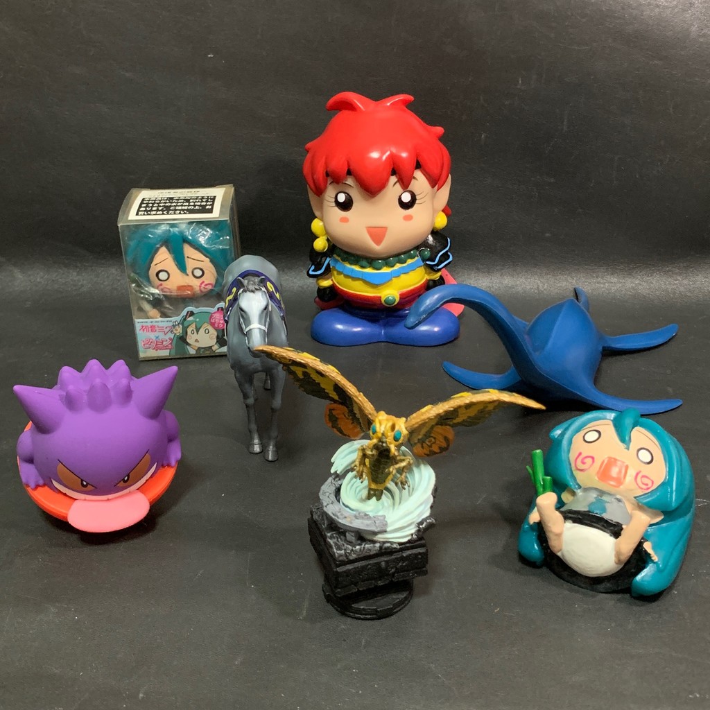 Hatsune Miku, Pokemon Gengar Gangar, Mothra MegaHouse Godzilla, Slayers Lina, Invicta Plesiosaurus, 