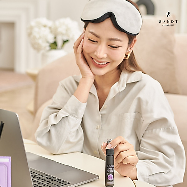 SANDT EyeRest & Escape Set ผ้าปิดตาพร้อมสเปร์ยกลิ่นอโรม่า