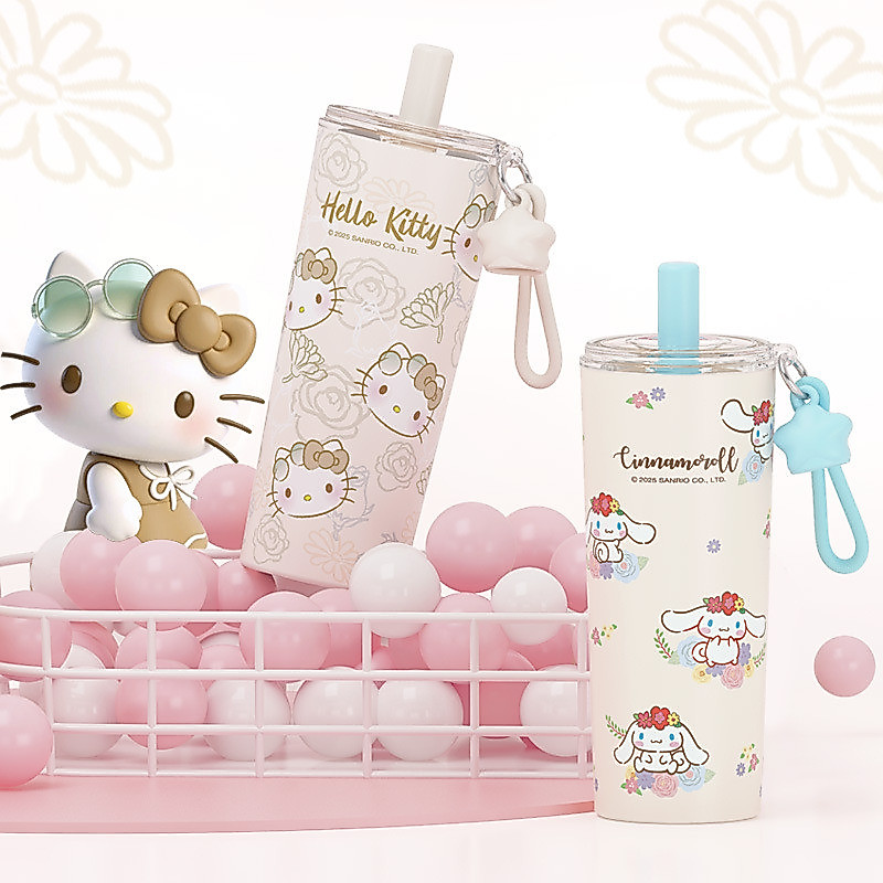 Sanrio Sweet Star Insulated Cup ถ้วยน้ํา Hello Kitty น่ารัก 650ml ขวดน้ําความจุขนาดใหญ่พร้อมฟางคู่สํานักงานถ้วยกาแฟทุกวัน