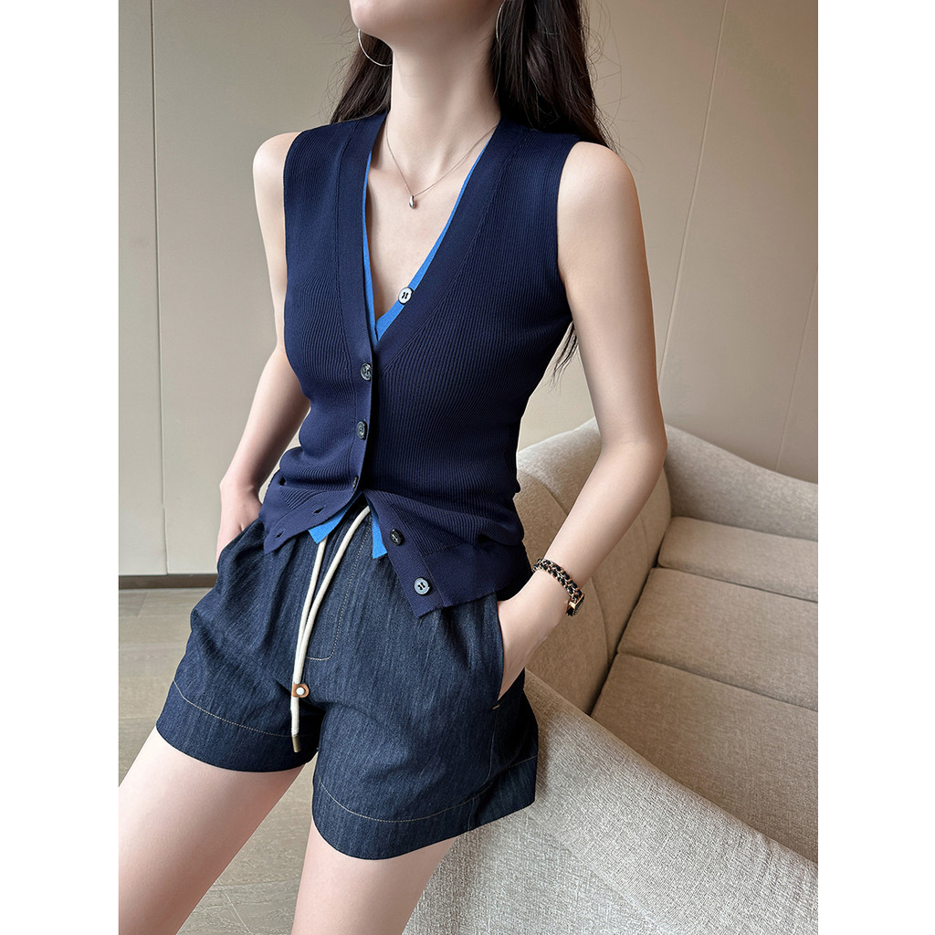 PINKEEN สีกรมท่า V คอแขนกุด Contrast สีถักเสื้อกั๊กผู้หญิงฤดูร้อน 2025 ใหม่ Retro ปลอมสองชิ้นแฟชั่น 