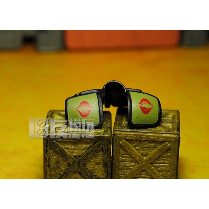 Hasbro 12 ซม.GIJOE 25th Anniversary กองกําลังพิเศษทหาร DIY อาวุธอุปกรณ์เสริมป้ายงูไหล่เกราะ QUUK