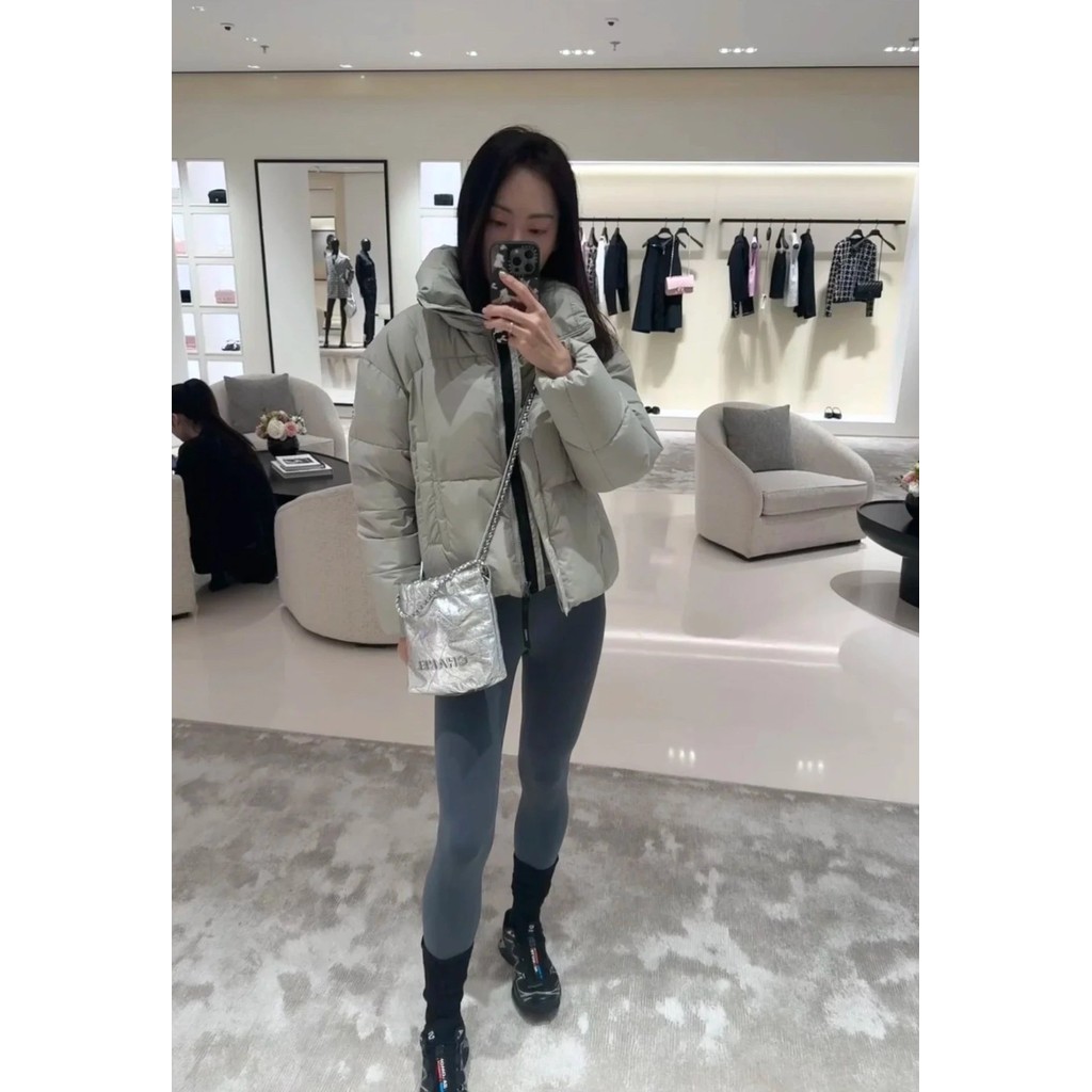 25C ซื้อ Mini 22BagZP 42800 ใหม่ล่าสุด
Chane1 Mini 22Bag Metal Leather Limited Edition
22 มี Been Cl