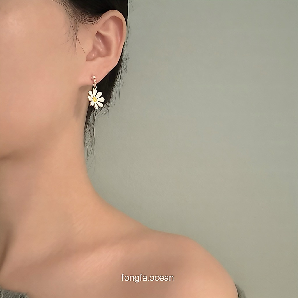 Fongfa.ocean_daisy erring  ต่างหูดอกเดซี่ 🌼✨