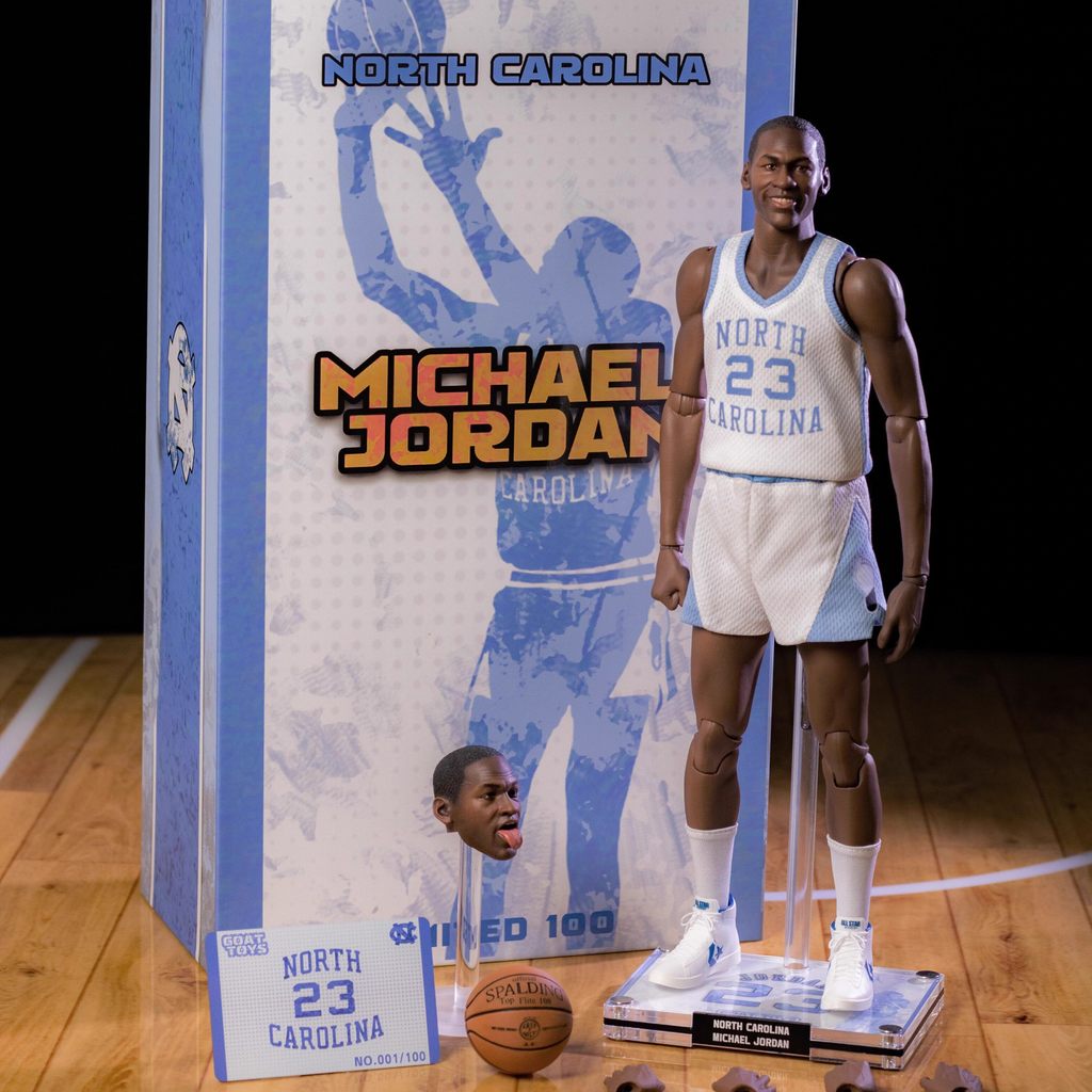 [Collection Boutique] Ready Stock ของเล่นแพะ North Carolina University Double-Headed Michael Jordan 