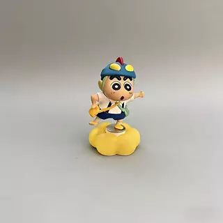 อินเทรนด์สามารถหมุนได้ Crayon Shin chan Spinning รูปตกแต่งเครื่องประดับขนาดเล็กสําหรับ Office Desktop Car Center คอนโซล Ideal ของขวัญวันเกิดสําหรับแฟนอะนิเมะ