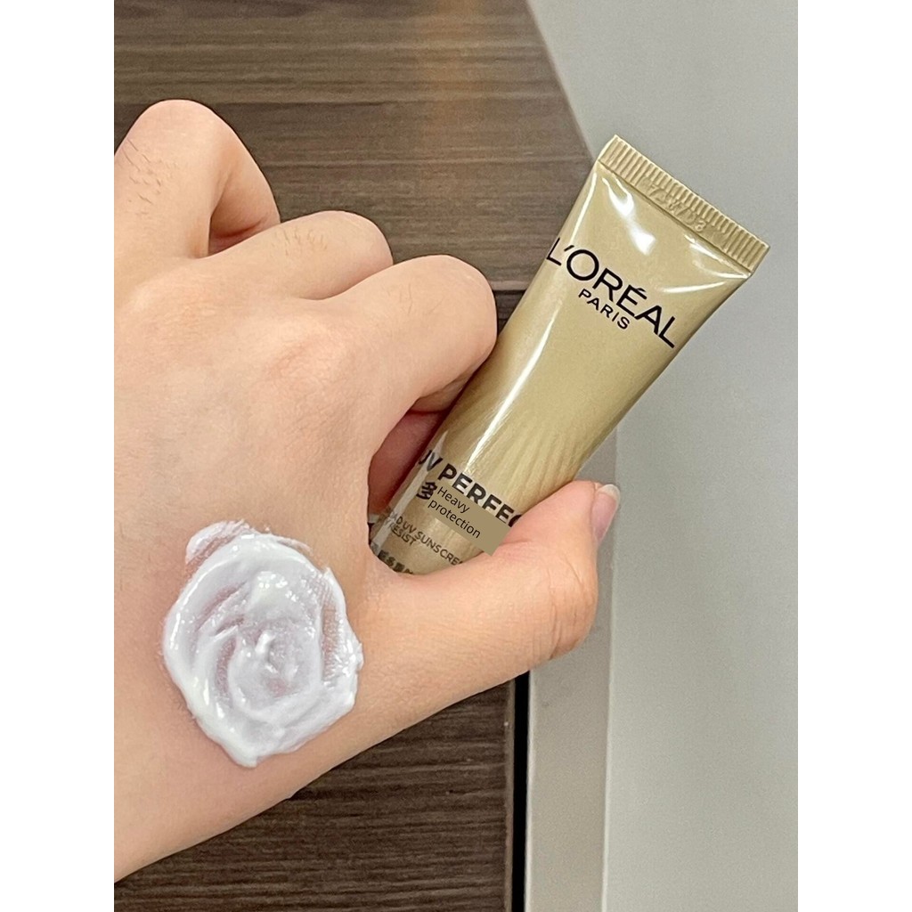 ครีมกันแดด กันแดด สองชิ้น = ปริมาณบรรจุอย่างเป็นทางการ!LOreal Sunscreen Small Golden Tube Multi-Prot
