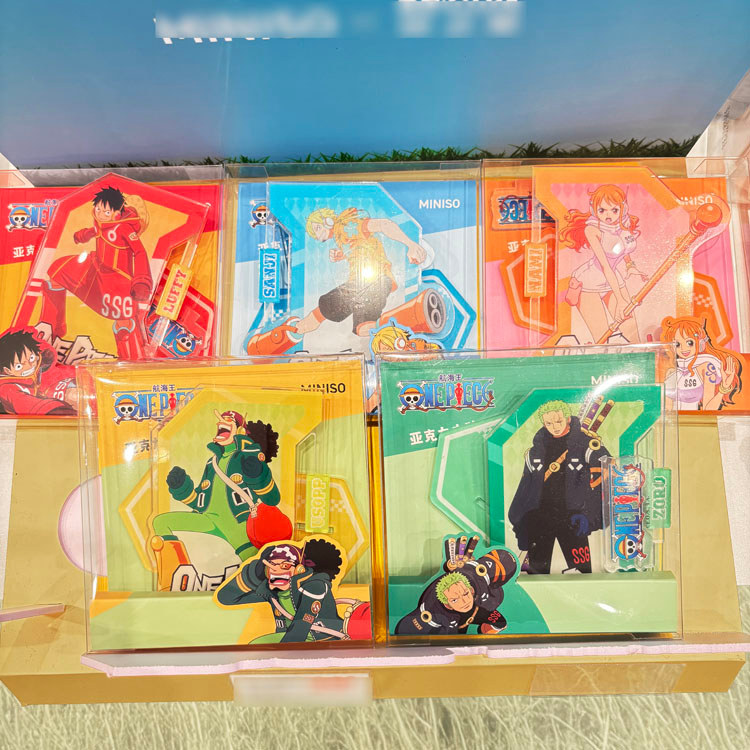 Mini miniso miniso 0ne One Piece ขาตั้งอะคริลิคอะนิเมะ สินค้าเครื่องประดับ Luffy Nami