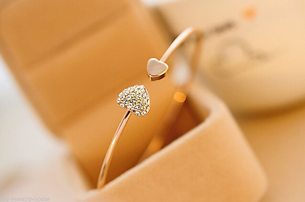Raya สร้อยข้อมือ เหล็กไทเทเนียม ชุบทอง 18k จี้รูปหัวใจ เครื่องประดับแฟชั่น สําหรับผู้หญิง