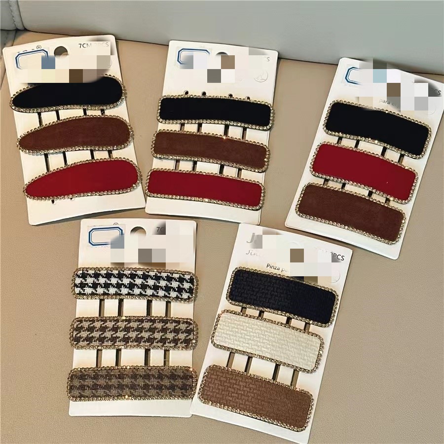 คลิปรัดผมสไตล์เรโทร ออกแบบเรขาคณิต ไร้รอยต่อ พร้อมผ้าเพชร สำหรับตกแต่งผมหญิง