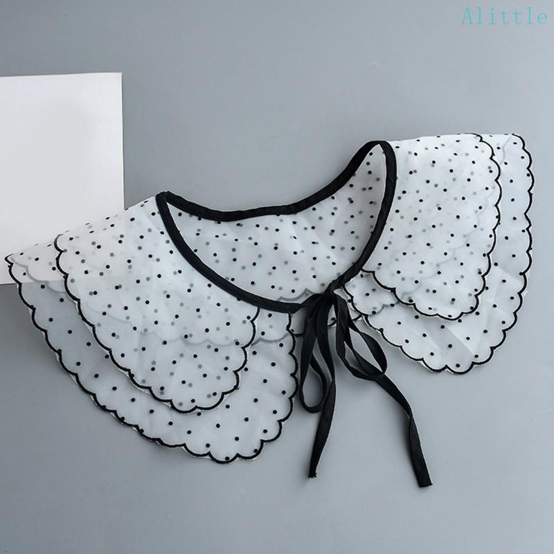 Alia ผู้หญิง Polka Dot Double Layer Faux Collar ผ้าคลุมไหล่สีดํา Scalloped Trim Lace-Up Cape