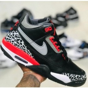 เทนนิสผู้ชาย Air Jordan Bulls 3 Radical Basketball