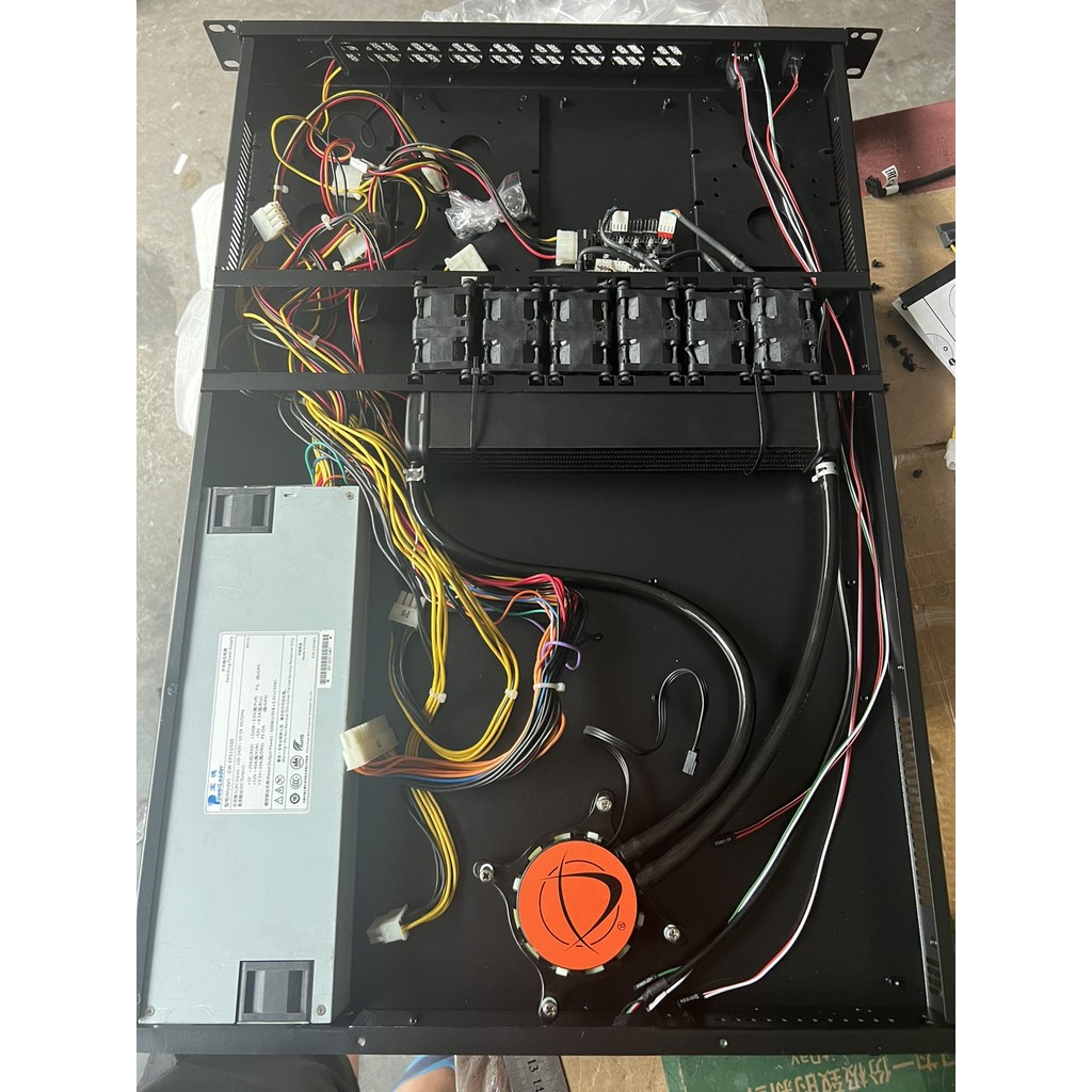 1u 2u Studio Server Water Cooling Chassis หม้อน้ําไฟฟ้าทั้งชุดแก้ปัญหาบริการตามความต้องการ