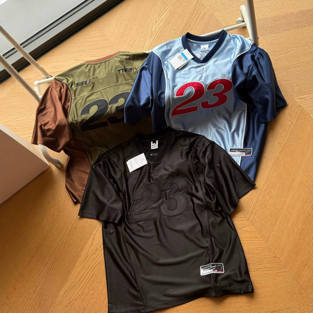 4DTH Supreme Co-Branded FW24 WEEK7 Warm Jerey ผู้ชายผู้หญิงสไตล์เดียวกันเสื้อฟุตบอลแขนสั้น