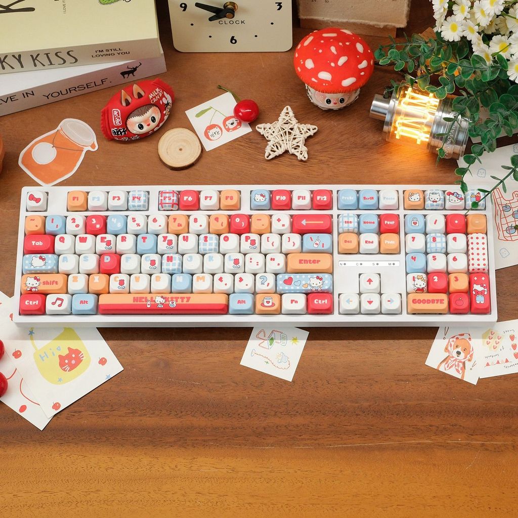 Shello Kitty Hello Kitty Theme Mechanical Keyboard ที่กําหนดเองแบบมีสายสามโหมด RGB โปร่งแสง