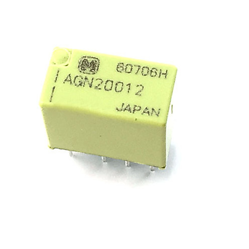 AGN20012 สัญญาณรีเลย์ DIP 8Pin 12V รีเลย์ DPDT 110VDC 125VAC DC12V ใหม่
