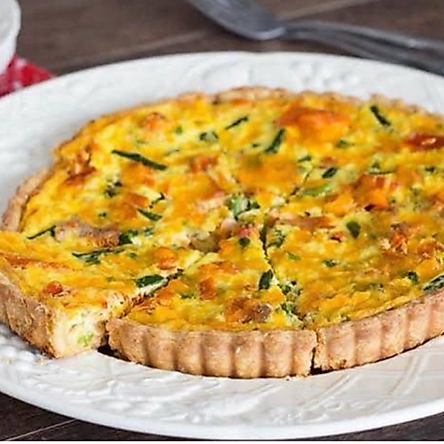 Quiche Smoked Salmon CreamCheese And Capers 2 Pack 500g.-โฮมเมดคีช แซลมอนรมควันกับเคเปอร์หัวหอมและครีมชีส 2 แพ็ก500กรัม.