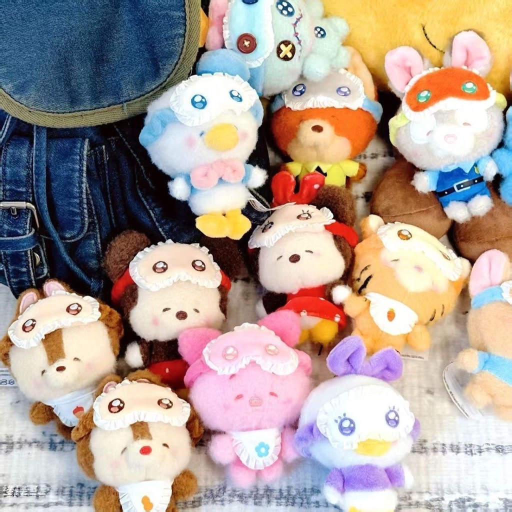 [คลังสินค้าพร้อม] ของแท้ TOPTOY Disney Squinting Series Mystery Box Peripheral ตุ๊กตาตุ๊กตาจี้อินเทรนด์เล่นวันเกิดตกแต่งของขวัญ