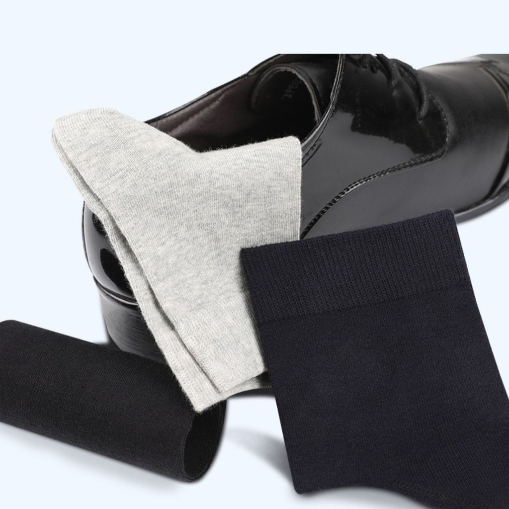 Long Socks ถุงเท้ายาว สีพื้นคลาสสิค ดำ ขาว เทา ใส่สบาย รูปที่ 4