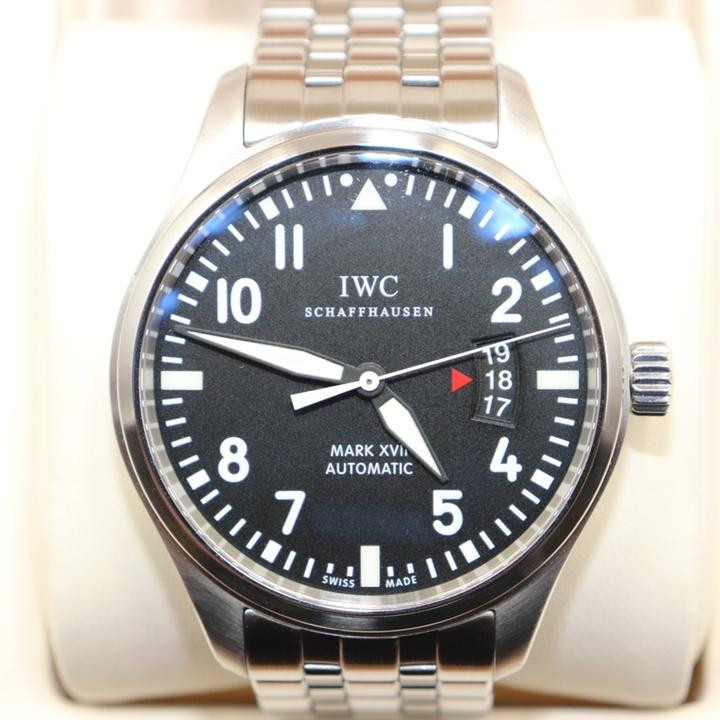 IWC IWC IWC Pilot Series สแตนเลสแผ่นสีดํานาฬิกากลไกอัตโนมัตินาฬิกาผู้ชาย IW326504