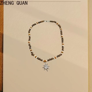 สร้อยคอและจี้โบฮีเมียนจากกะลามะพร้าวและลูกปัดไม้ ออกแบบอย่าง…