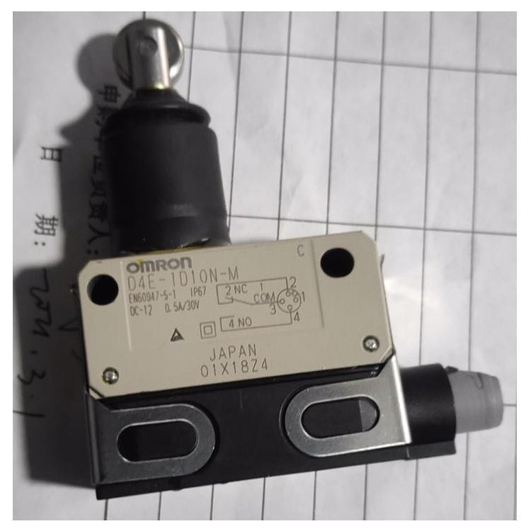 เหมาะสําหรับ Omron Limit Switch D4MC-5020-N Original D4MC-5040-N สวิตช์จังหวะ