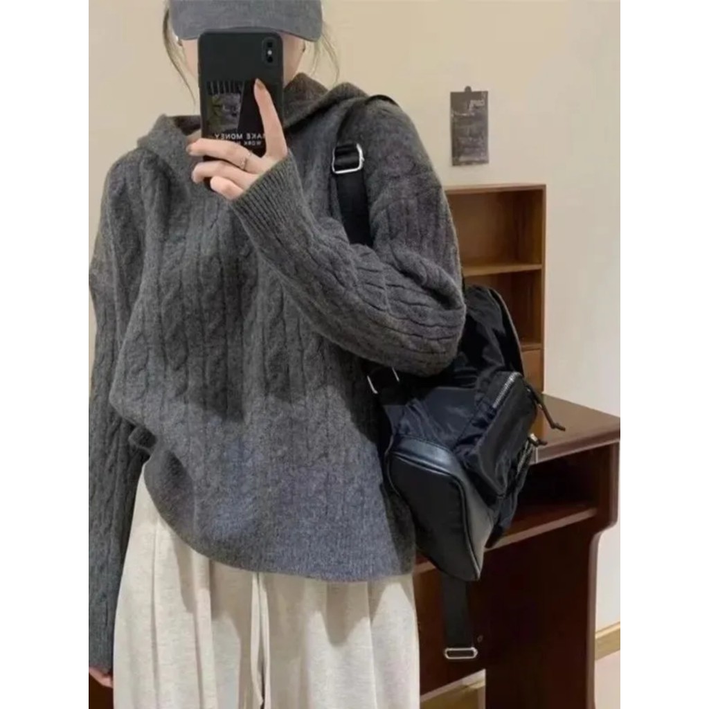 เสื้อแขนยาวmc uniqlo official store เสื้อสเวตเตอร์ถักแนวอาร์ตๆใส่ในตัวหลวมลายแมทช์ง่าย