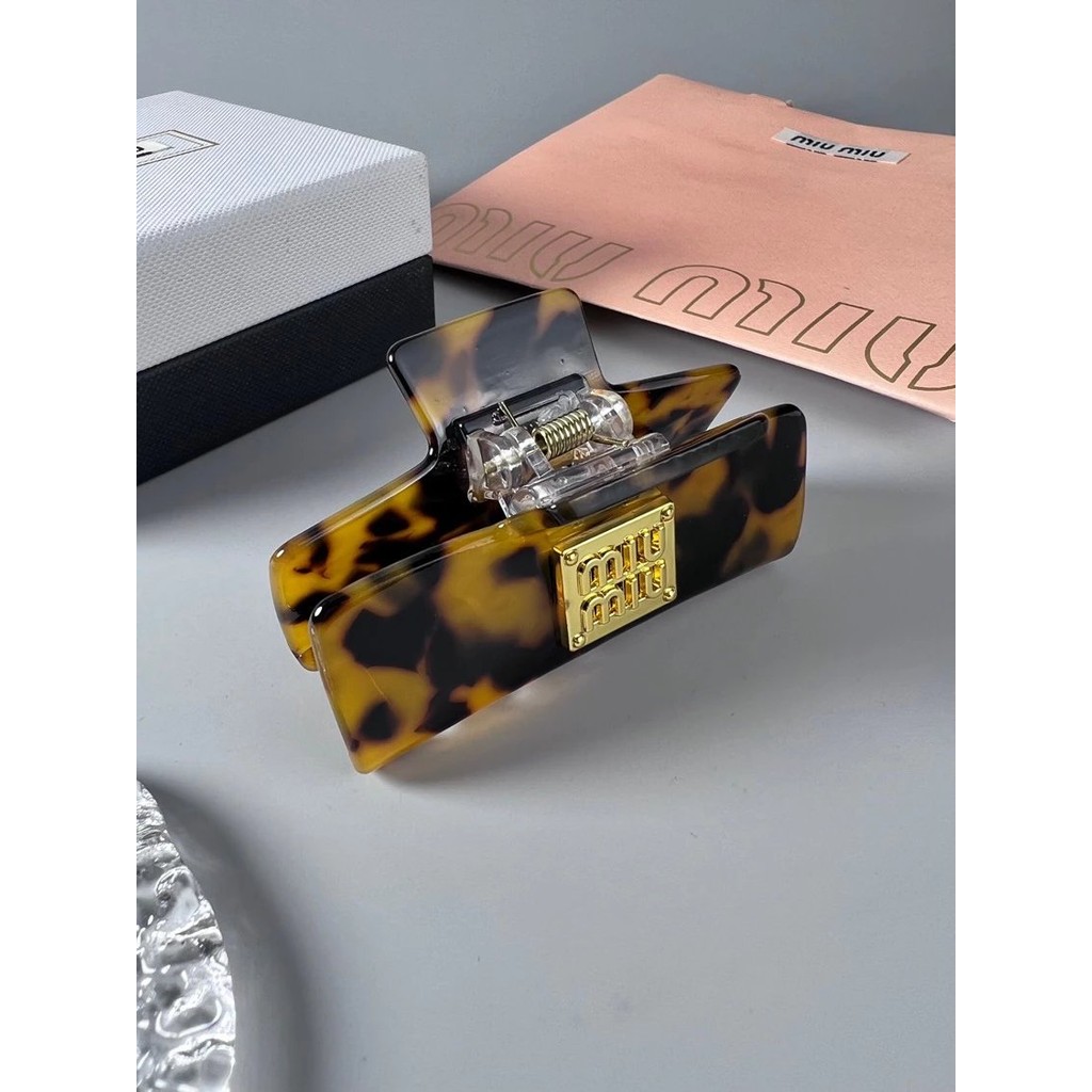 กิ๊บติดผมลายสีน้ําตาล Mujia miumiu สีเรซิ่น Shark Clip Hairpin กิ๊บติดผมผู้หญิง