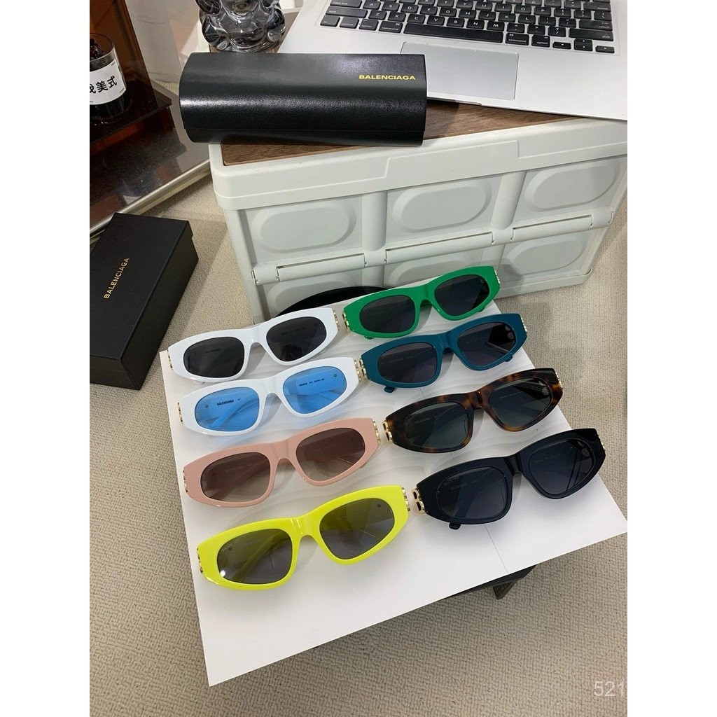 รองเท้า Balenciaga Double B ขนาด 53 cm โมเดลยอดนิยม โลโก้ด้านหน้า