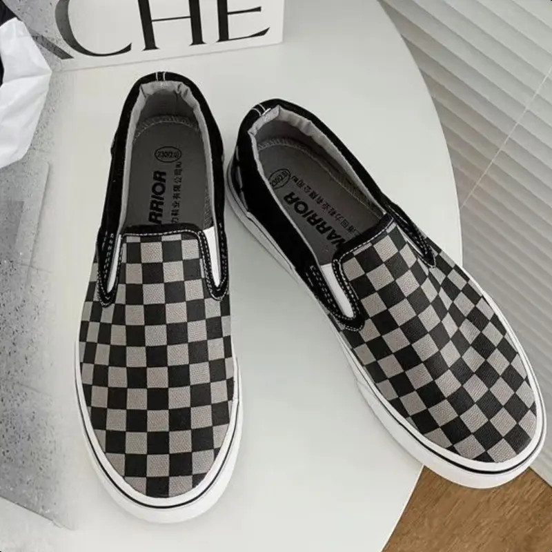 Slip-On Checkerboard Greyสไตล์ที่ใส่และถอดง่ายรองเท้าผ้าใบแบบสวม ใส่ได้ทั้งผู้ชายและผู้หญิง[36-45]