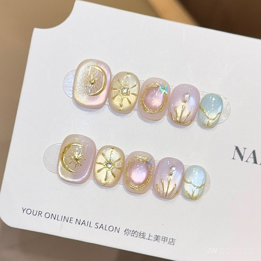 ✨พรีออเดอร์ ส่ง 25 ก.พ.✨💎 เล็บเจลแฮนด์เมดสุดชิค ~ ดีไซน์ลายวาดมือสไตล์อินสตาแกรม ใส่ได้เองง่ายๆ สวยเหมือนทำที่ร้าน!