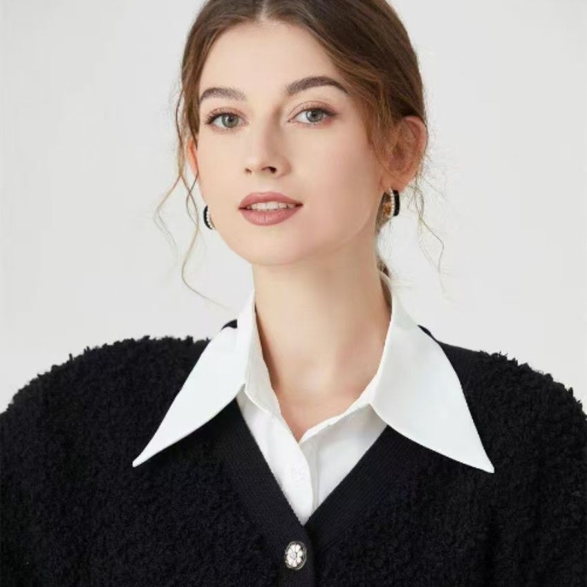 เสื้อคอปกปลอมสีขาวสีฟ้าสีดำสำหรับคุณลady ทันสมัยและเข้าได้กับทุกการแต่งตัว ในช่วงวันหยุดฤดูใบไม้ผลิ