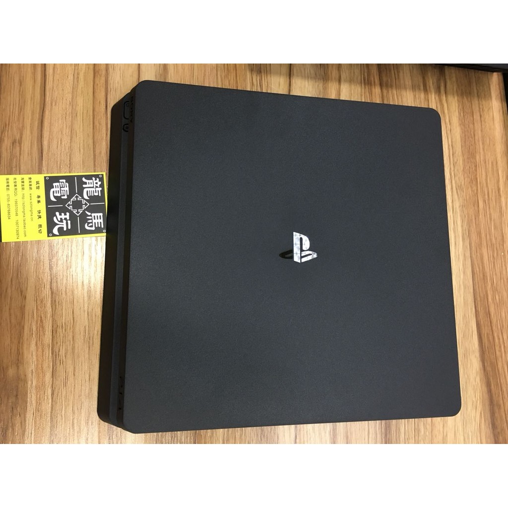 PS4 สไตล์ใหม่ 1TB เวอร์ชันเพรียวบาง Host