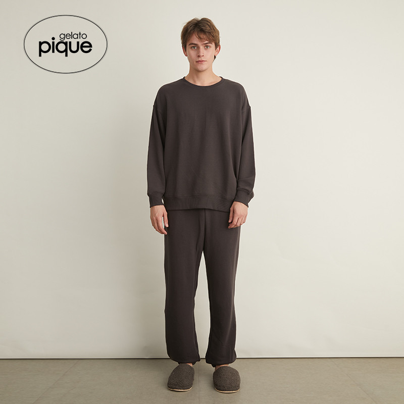 >Gelato Pique ลอนจ์แวร์สำหรับผู้ชาย ดีไซน์ลายพิมพ์ตัวอักษรรอบคอมากกว่าหนึ่งสี สไตล์ฤดูหนาว PMCT21412