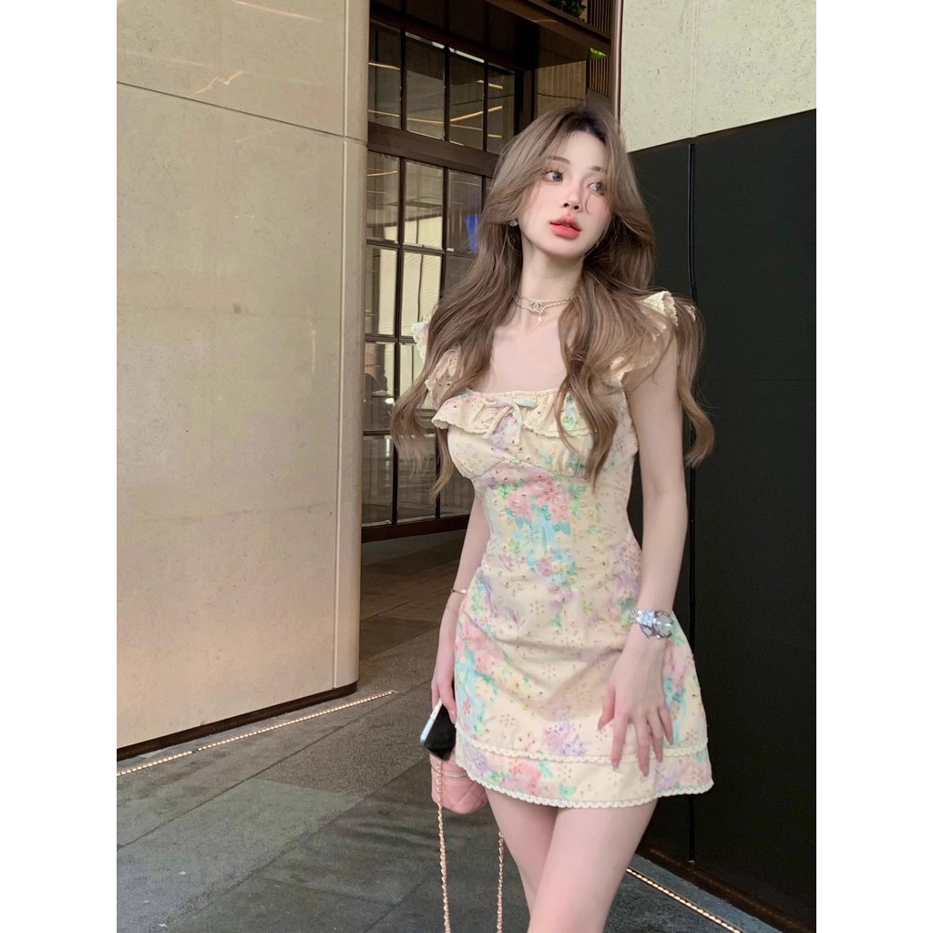 Swan er French Fortune Flower Bloom - กระโปรง-mini ลายดอกไม้ ชุดสำหรับวันพักผ่อนริมทะเล Pure Desire