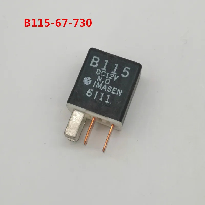 หม้อน้ําคุณภาพสูงสนุก a/c เครื่องเป่าลมคอมเพรสเซอร์มอเตอร์หัวโคมไฟแตรรีเลย์ B115-67-730 สําหรับ Mazd