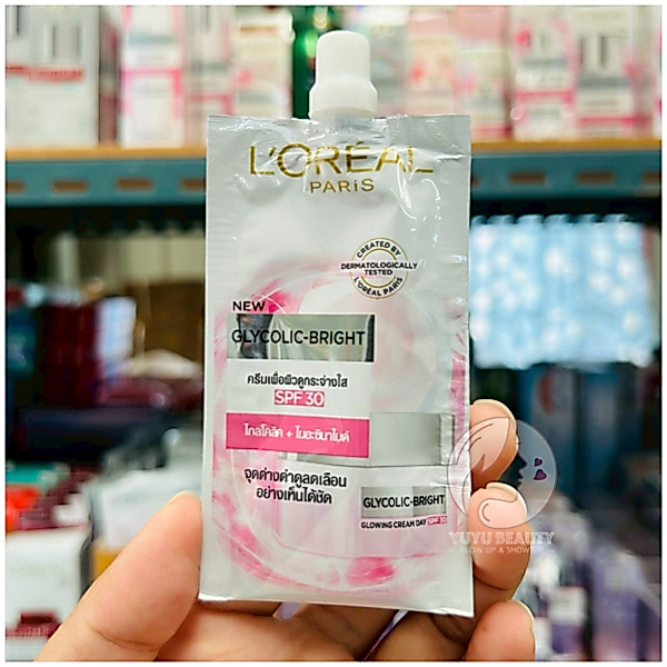 Loreal Paris Set 2 Items Glycolic Bright Glowing Cream Day SPF17 50ml + Cream Night 50ml.