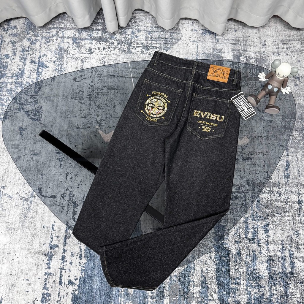 กางเกงยีนส์ Evisu ทรงหลวมปักลายสำหรับผู้ชาย