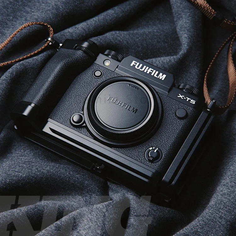 L แนวตั้ง Quick Release แผ่น QR กล้องผู้ถือวงเล็บ Hand Mount Grip สําหรับ FUJI FUJI FUJIFILM X-T5 XT