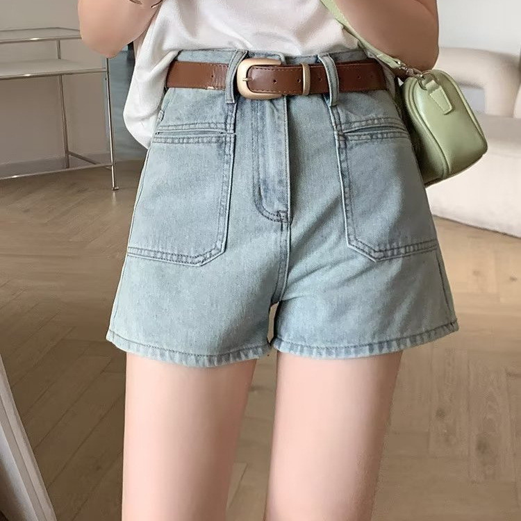 2026 Summer Womens All-Match เวอร์ชั่นเกาหลี Simple Double Pocket Washed Denim Shorts