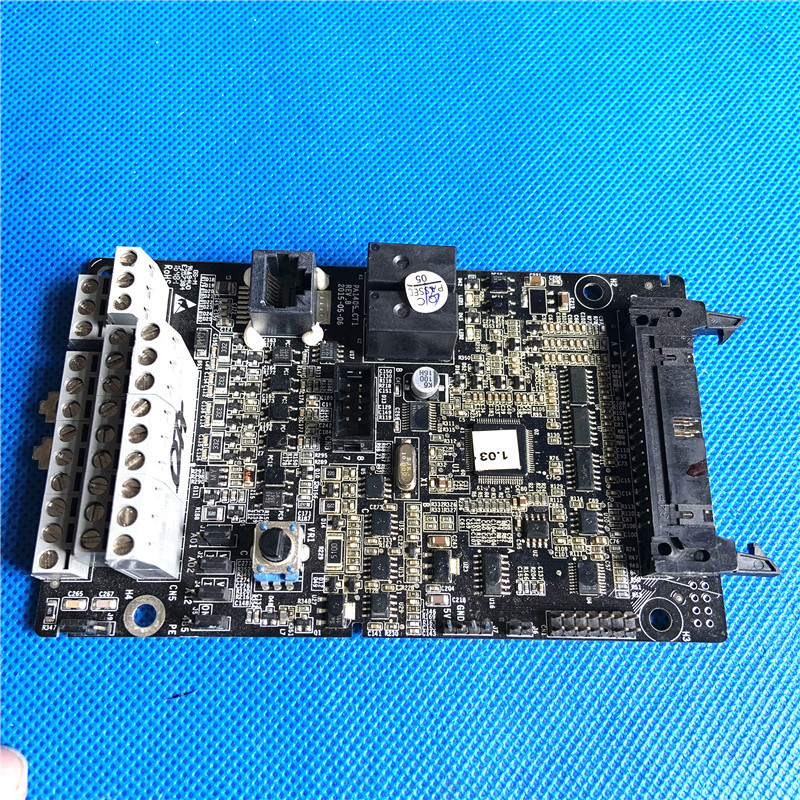 อินเวอร์เตอร์ GD200A Series 2.2-3-4-5.5-7.5-11-15kw เทอร์มินัลควบคุมบอร์ด cpu Board