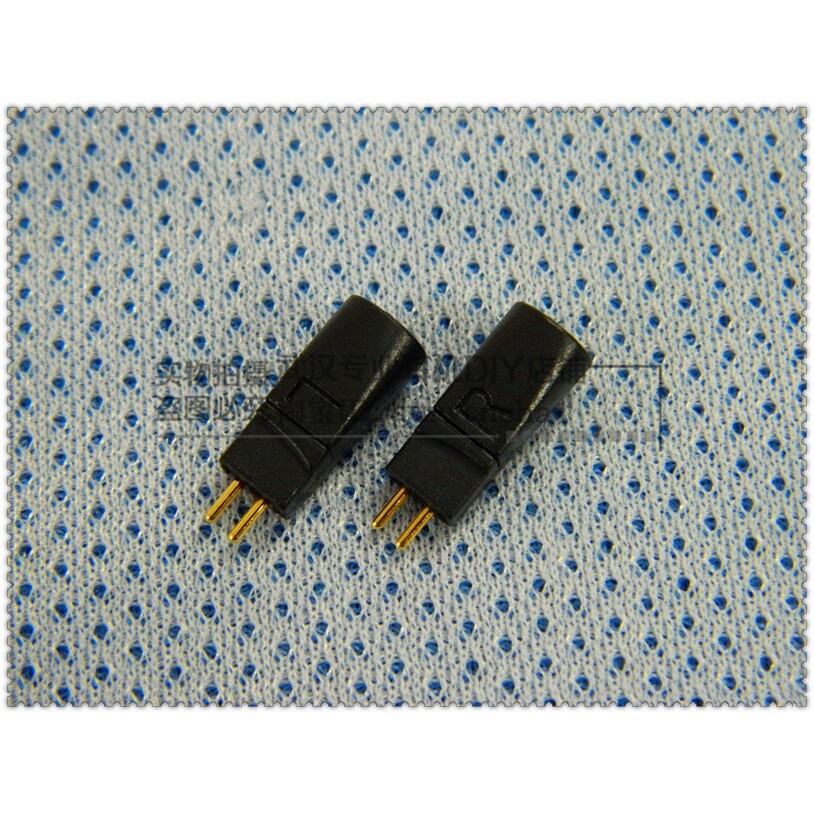 KZ 0.75 MM KZS5 ZS6 ZST ZS3 ZSA ES3ED12 หูฟังปลั๊ก cca c10
