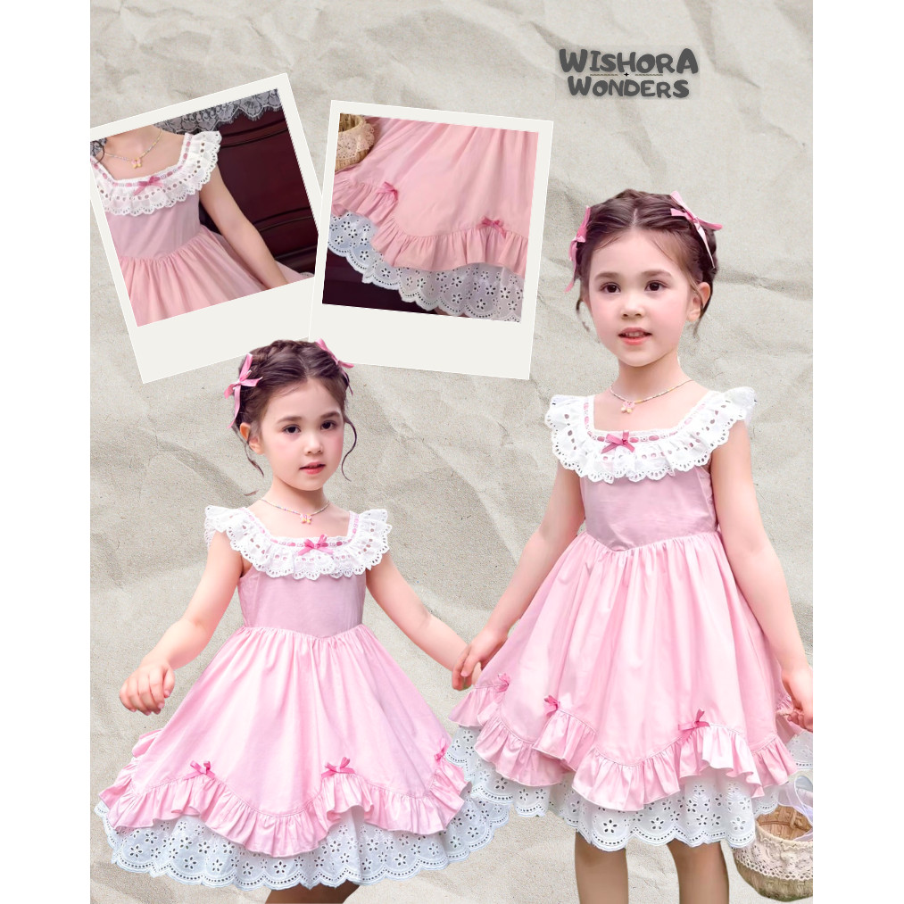 WISHORA WONDERS 26ss DLD260394 Rosalie Dress เสื้อผ้าเด็กผู้หญิง เดรสเด็กหญิงสีชมพู คอลูกไม้ฉลุ แต่ง