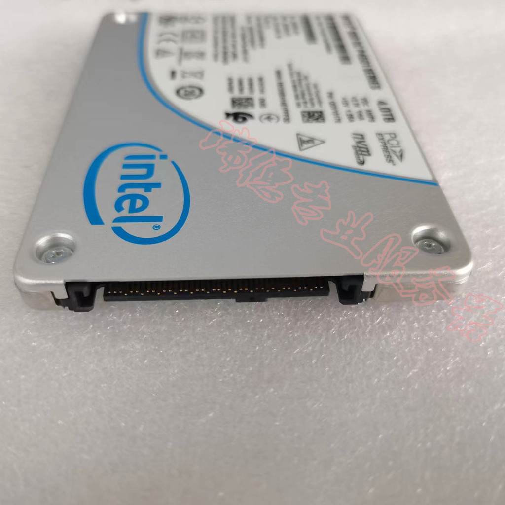 INTEL P4501 4.0 TB SSD ฮาร์ดไดรฟ์ U2 NVME SSDPE7KX040T7 รับประกันหนึ่งปี ฟรีการ์ด