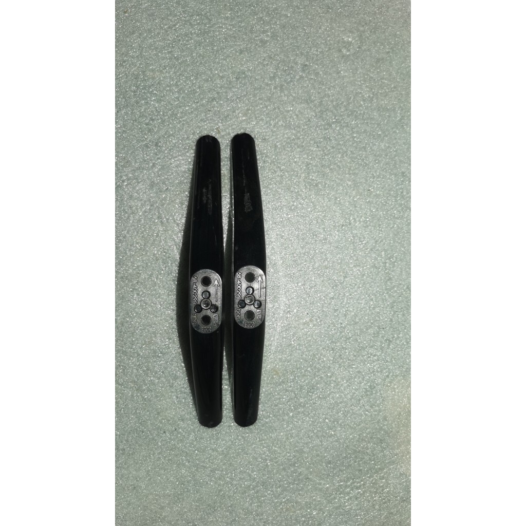 TCL TV 43V6F 43L8F 43F6F/F9F 40/43L2F ฐานฟรี Original สกรูรูระยะทาง 2 ซม.